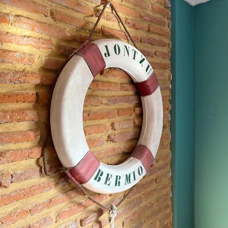 Izaro Eye By Urdaibai *